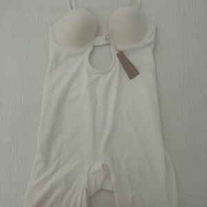 NWT SKIMS Plunge White Bodysuit with Shorts